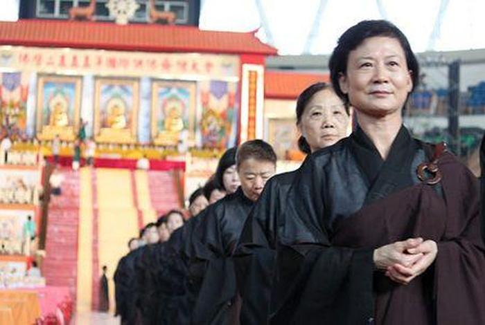 佛教居士要学什么专业知识呢；佛教居士要学什么专业知识呢女生
