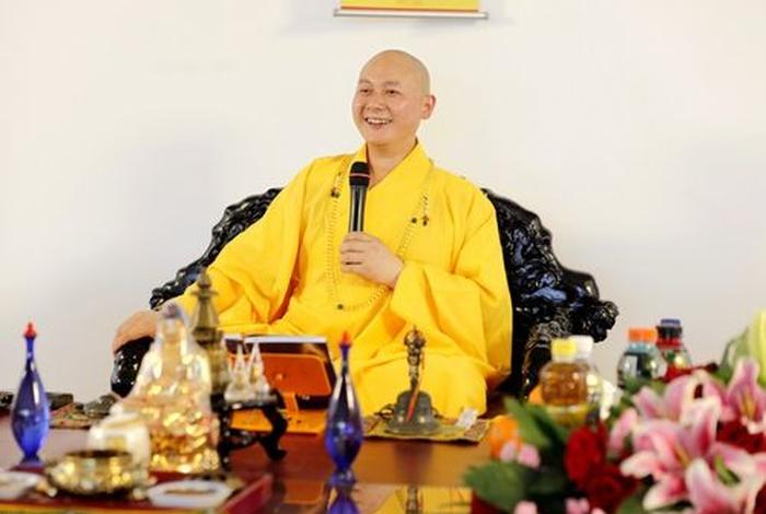 居士可以做生意吗；居士可以成佛吗