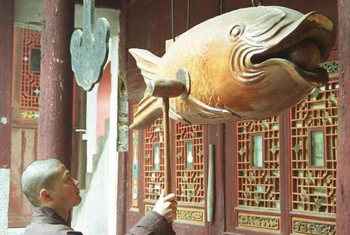 僧人敲木鱼有什么讲究、佛家敲木鱼是什么意思？