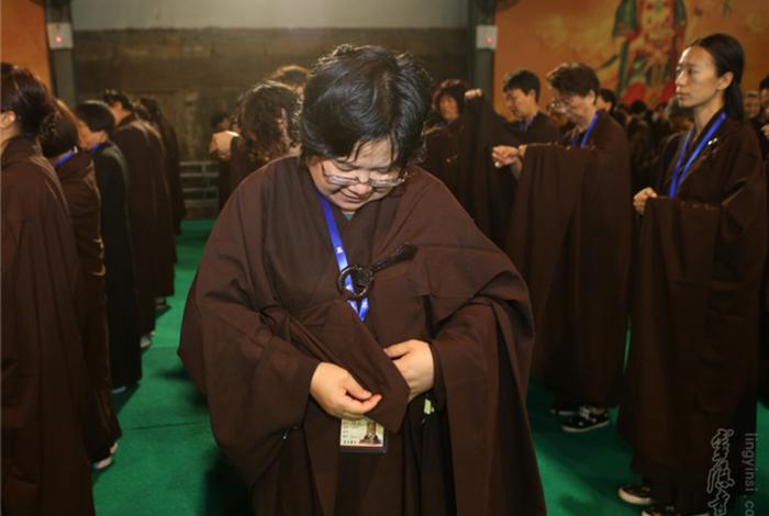 搭缦衣偈子、搭缦衣时四句话