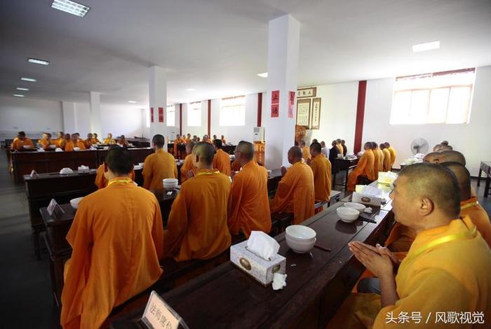 佛教行堂的视频，寺院行堂须知