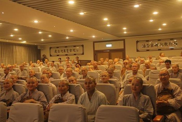 佛教里的学处是什么（佛教学校教什么）