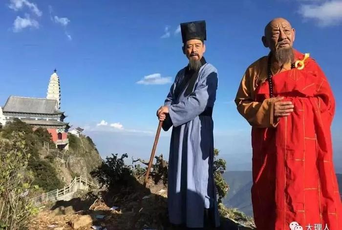 鸡足山的佛教地位；鸡足山的佛教地位高吗