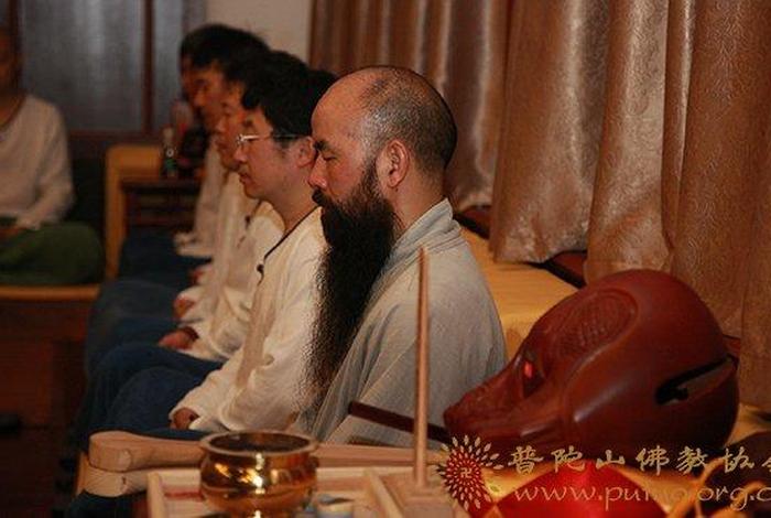 居士可以考佛学院吗、居士可以成佛吗