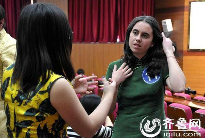 如何向外国人介绍佛教、如何向外国人介绍中国的文化