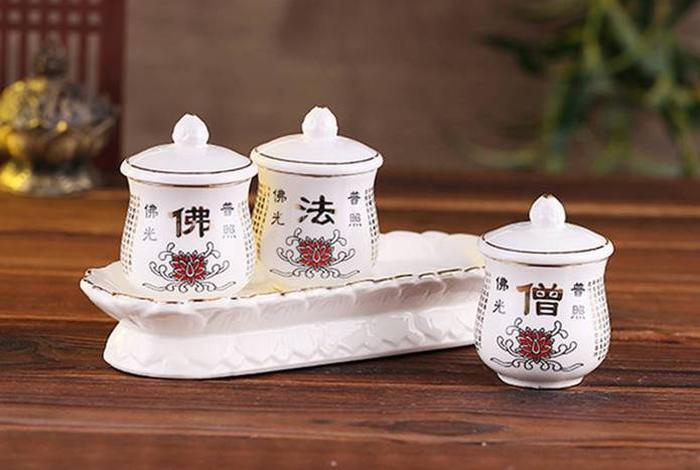 佛前供水一杯还是三杯，佛前供水几杯讲究