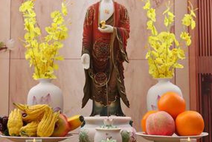 佛教的各种供奉物品、佛教供奉的神仙有哪些