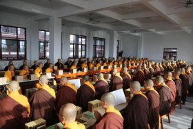 佛教学院都学啥（佛教学院出来干嘛）
