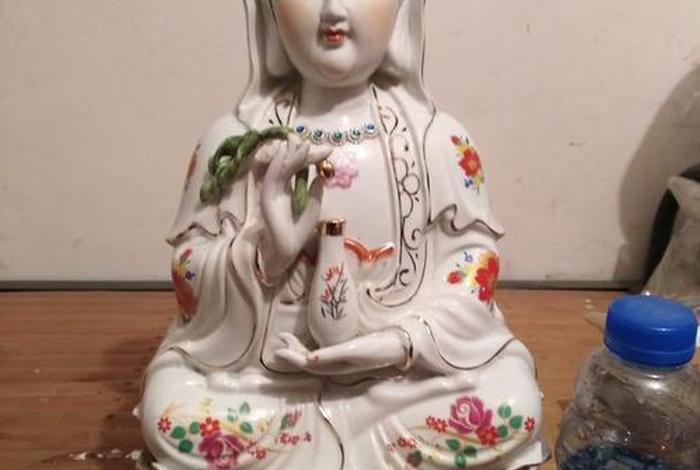 佛教瓷器知识大全图片高清；佛教瓷器知识大全图片高清视频