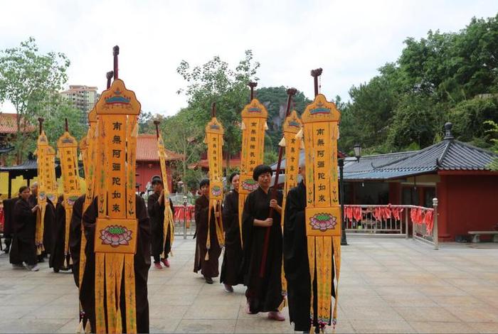 寺庙出家需要什么条件 寺庙出家需要什么条件才能出家