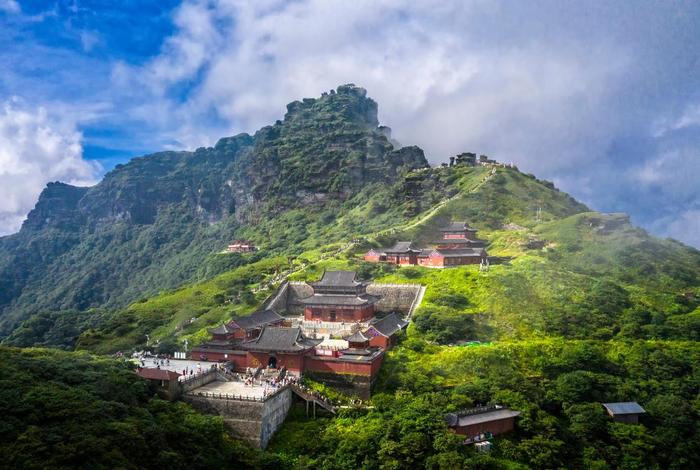 佛教圣地旅游景点（中国佛教旅游胜地）