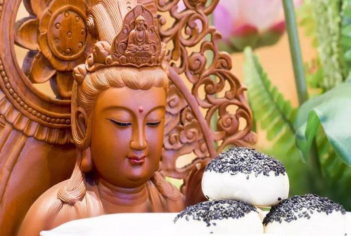 佛教素食供品；供佛素斋
