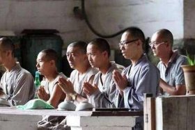 僧人要什么学历才能当上师；做僧人的条件