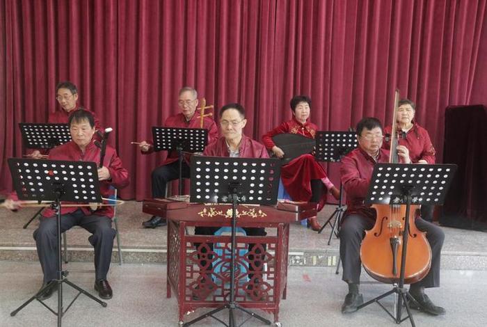 老年人怎样学戏曲 - 老年人学唱戏曲