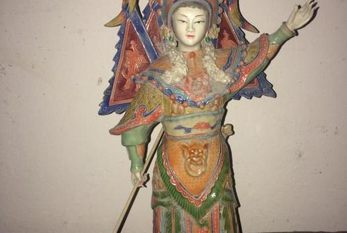穆桂英神像（穆桂英神像是叫阿妈娘娘吗）