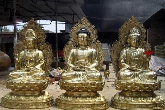 寺庙佛像图；寺庙佛像图片