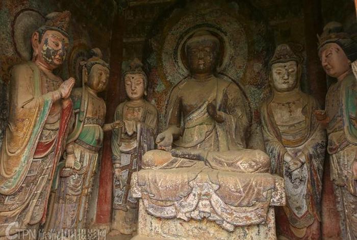 佛教石窟相关知识有哪些呢，佛教石窟相关知识有哪些呢图片
