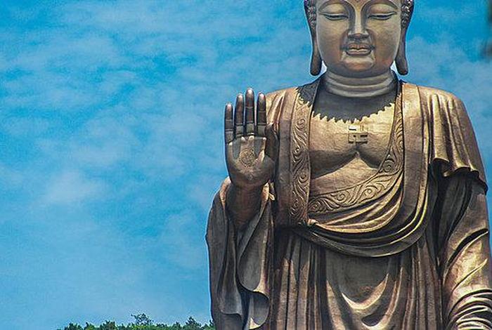 灵山大佛是藏传佛教吗（灵山大佛是佛祖吗）