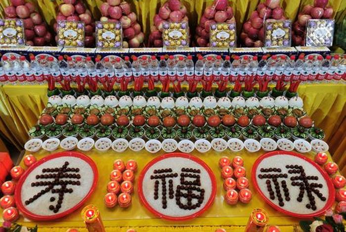 佛教十大贡品食物（佛教供品有哪些）