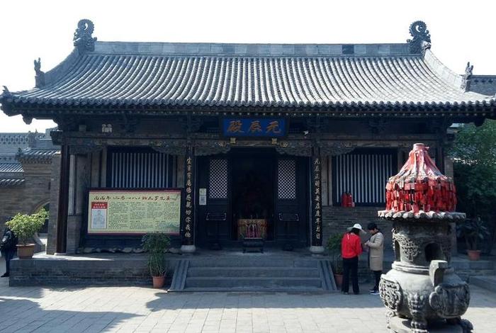 平遥寺庙和尚 - 平遥古城寺院