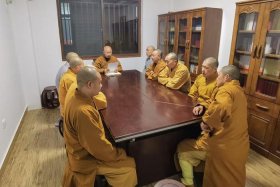 哪里能学到佛教知识呢 在哪里可以学佛教