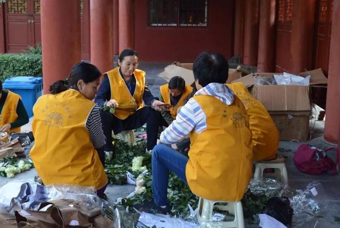 佛教寺院义工叫什么、佛教寺院义工叫什么名字