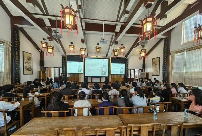 香港佛教课；香港佛教教育学院