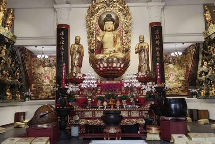 佛教大雄宝殿照片、佛教大雄宝殿内部图片