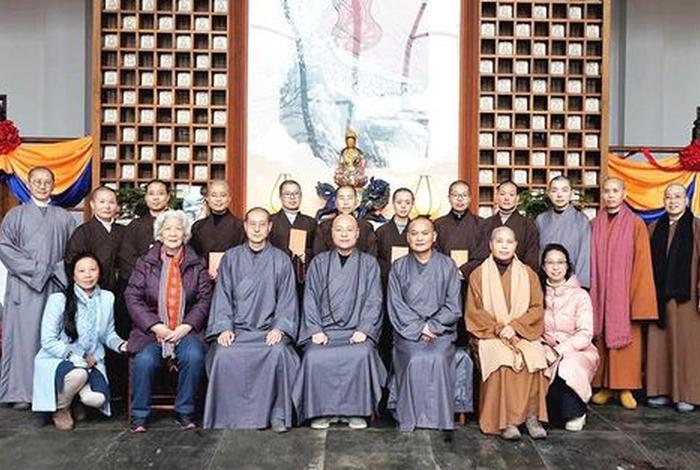 佛教学院都是有什么专业；佛教学院是干啥的