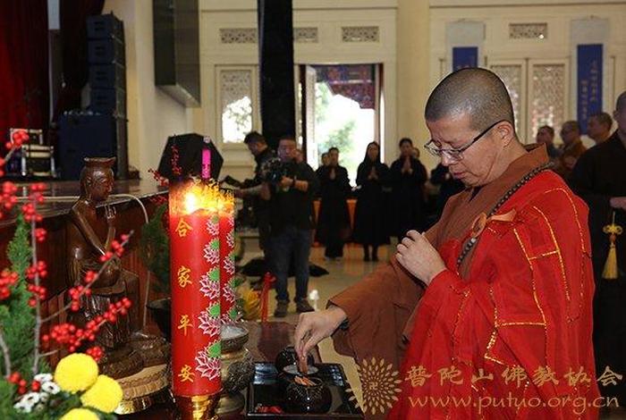 佛学讲座礼佛的禁忌，佛学讲座礼佛的禁忌有哪些