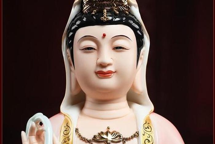 观音菩萨是神还是佛 观音菩萨是佛像吗