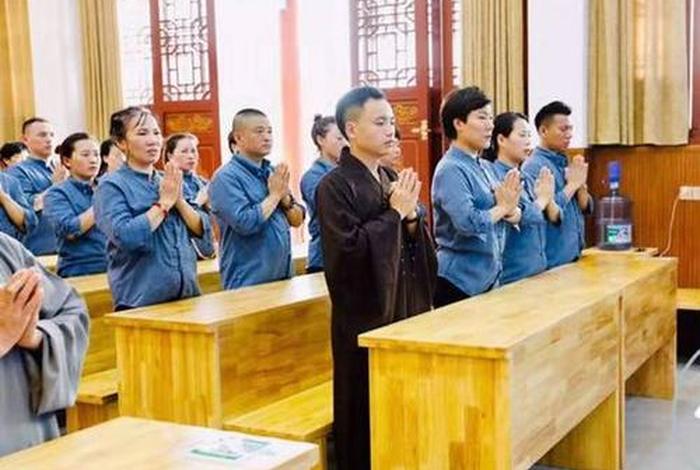 佛教知识讲座，佛教讲座视频大全集第一集