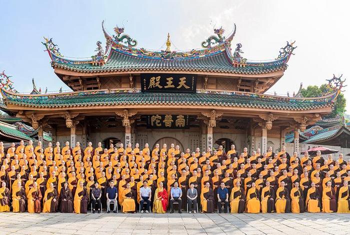 厦门与闽南佛学院，厦门与闽南佛学院距离