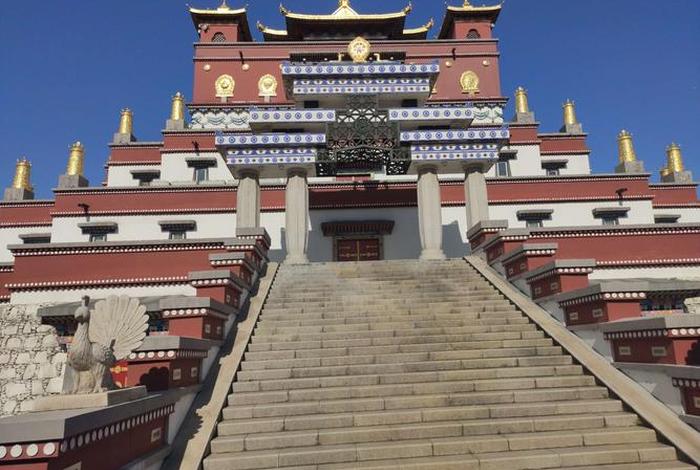 佛教建筑多用()命名 佛教建筑一般叫做