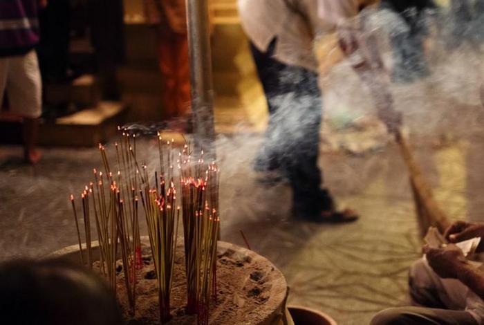 寺庙拜访大师有什么讲究，去寺庙说拜访还是到访