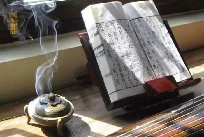 卫生间能看佛经吗；卫生间可以念佛号吗