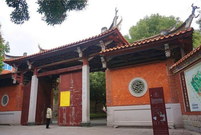 莲界在佛教是什么意思、枽莲灋界是叶莲法界吗