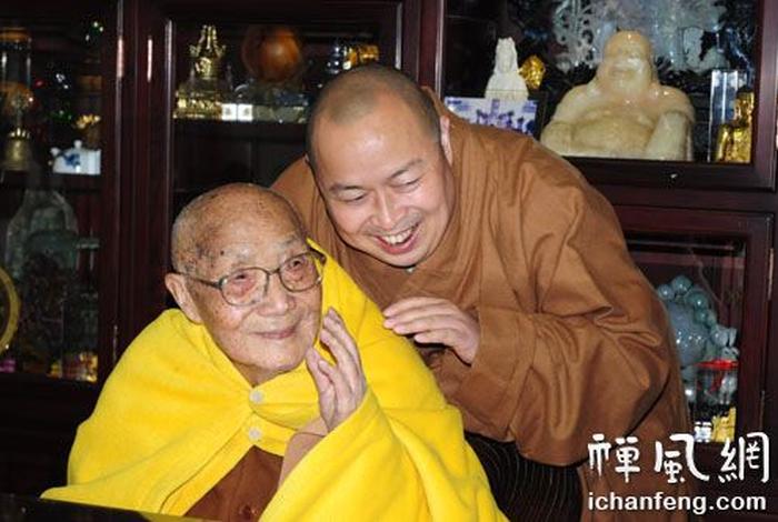 印顺大和尚的顺字 - 印顺大和尚的顺字与本焕长老的福组合