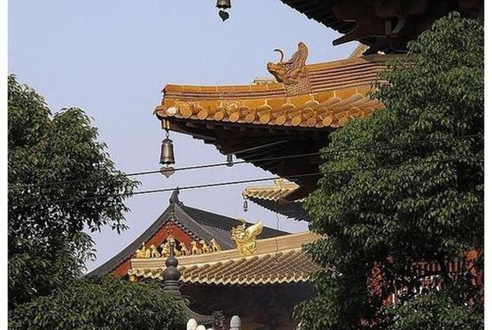 中国寺庙建筑宏大精美因势构筑巧思妙想真可谓鬼斧神工、中国寺庙建筑图片大全