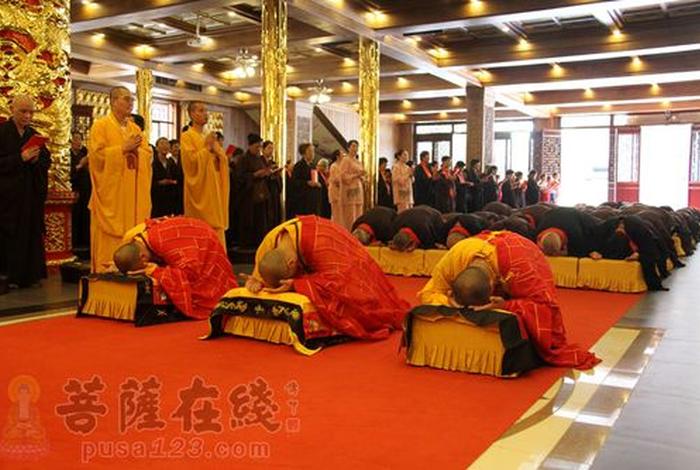 佛教的参拜法（参拜礼佛是什么意思）
