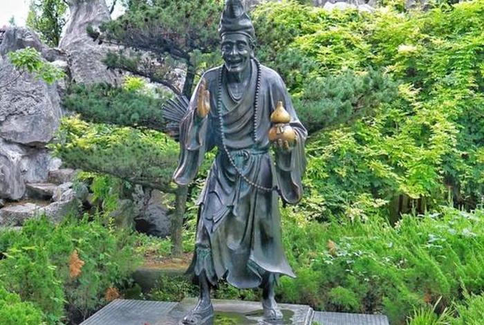 济公在佛教中是什么地位 - 济公在佛界什么地位