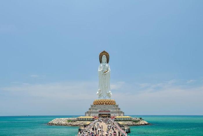 南山佛教文化苑 - 南山佛教文化苑的海上观音圣像高达