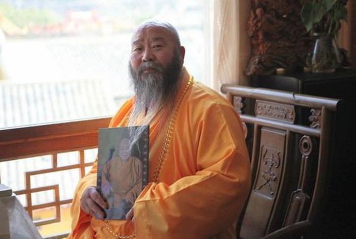 信奉佛教的普通人叫什么、信奉佛祖