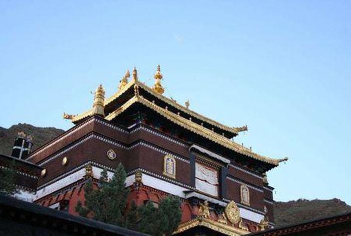 藏传佛教黄教和红教的区别、藏传佛教黄教和红教的区别是什么