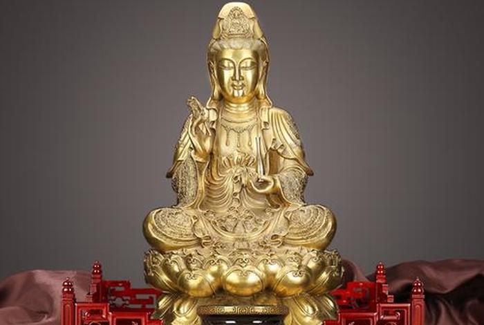 小乘佛教寺庙供奉的佛像有几种，小乘佛教寺庙供奉的佛像有几种颜色