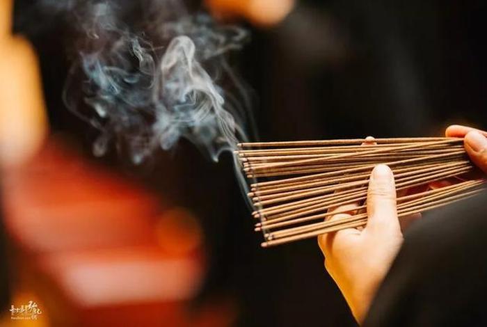 佛教里面不小心说错话了怎么办 佛教里面不小心说错话了怎么办呢