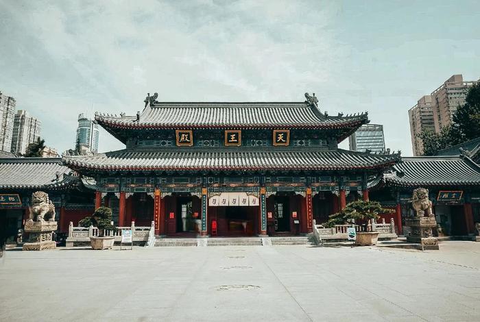 佛教八大宗派英文表达翻译，佛教八大宗派顺口溜