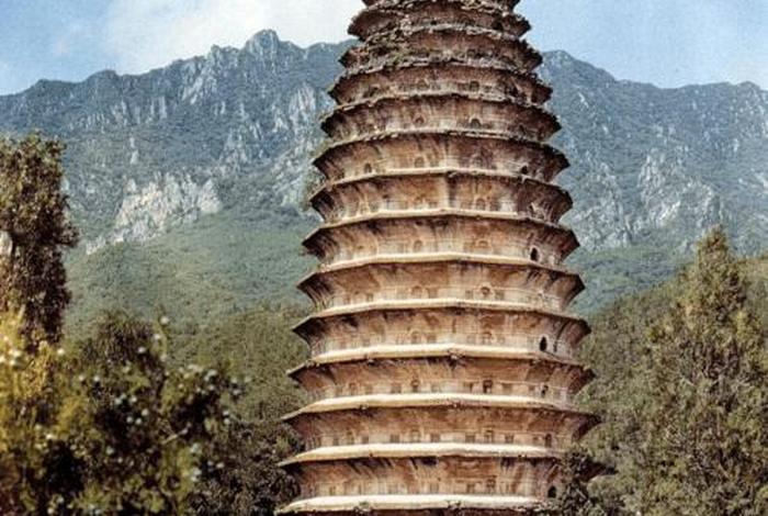 佛教的建筑要素；佛教建筑的主要类型及特点