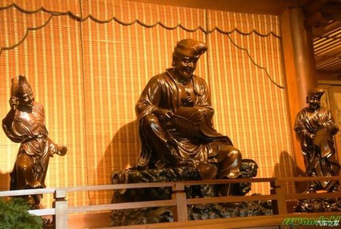 济公活佛；济公活佛在哪个寺庙