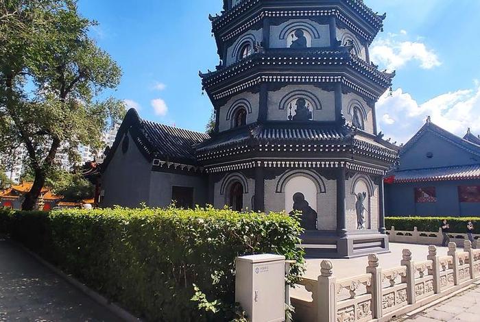 极乐寺须知；极乐寺里的必玩项目